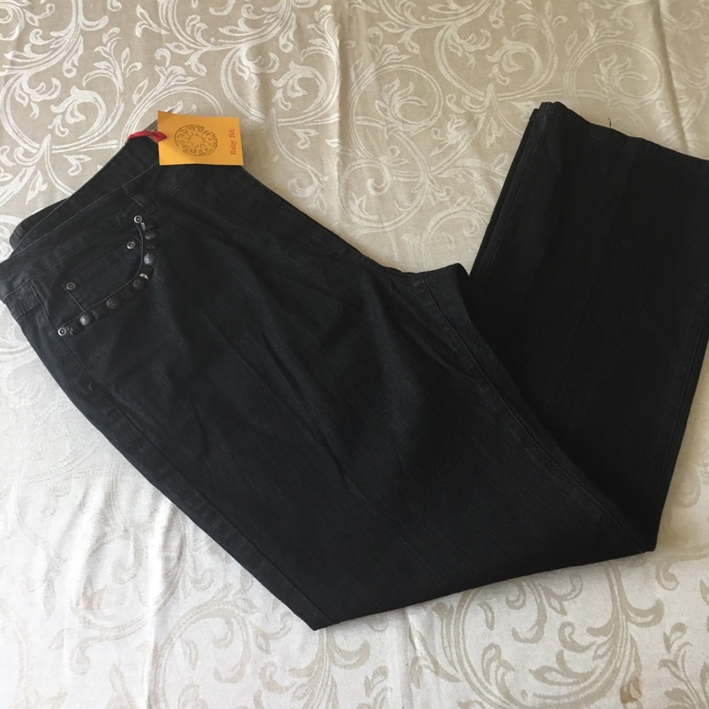 Ruby Rd Black Jeans with rhinestones